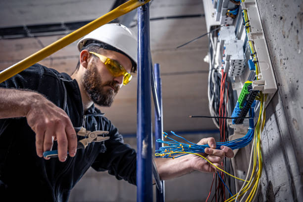 Best Affordable Emergency Electrician  in Wright City, MO